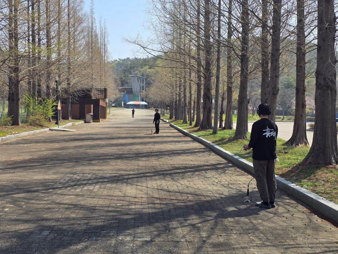 안산 수련원 산책로, 넓은 부지의 급수배관 누수탐지 현장 전경